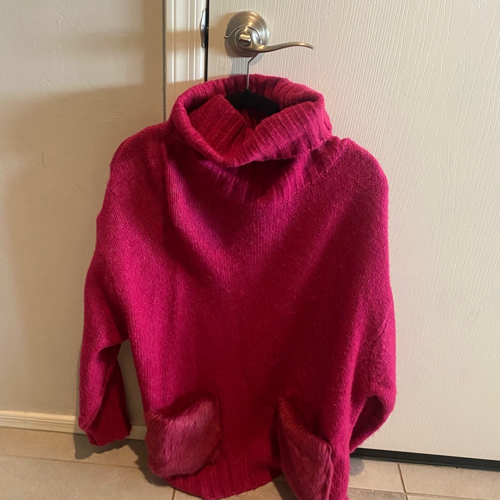 Pink Sweater with Fur Pockets - Picture 2 of 5